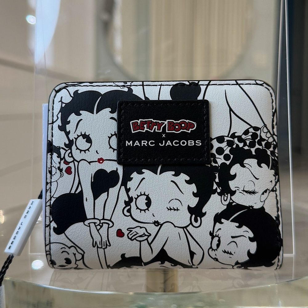 NWT Marc Jacobs Betty Boop Bifold Wallet